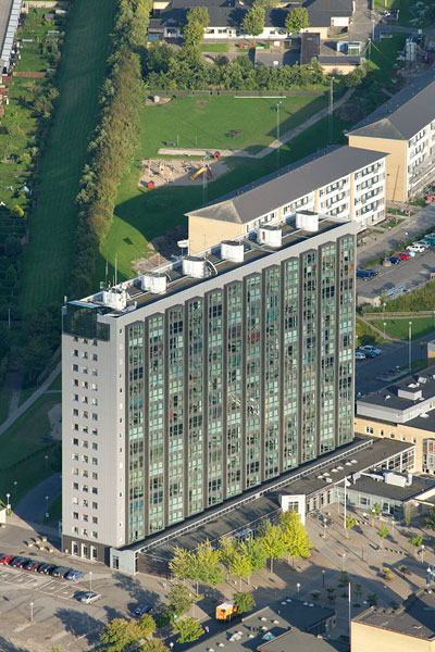 Højhus ved Grønlands Torv i Aalborg. Copyright Steen Lee Christensen/ Aalborg Luftfoto.