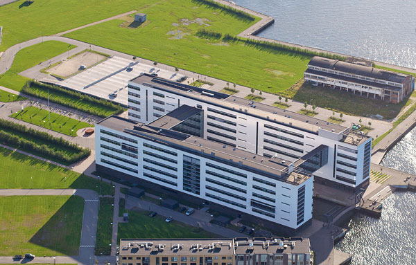 Kontorbygning hvor bl.a. KMD har kontorer. Copyright Steen Lee Christensen/ Aalborg Luftfoto.